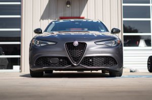 Alfa Romeo Giulia Front V Shield Grill Frame - Carbon Fiber - Forged Carbon - Feroce Carbon